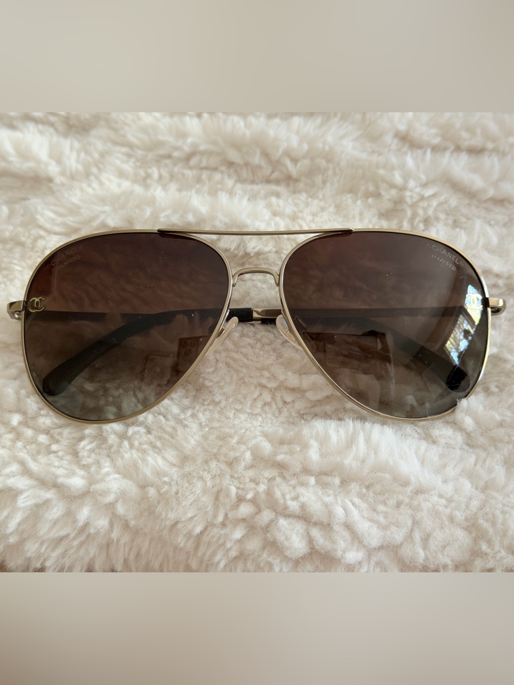 CHANEL Polarized Gold Aviator Sunglasses | Brown Gradient Lenses | CC Logo - Picture 2 of 4